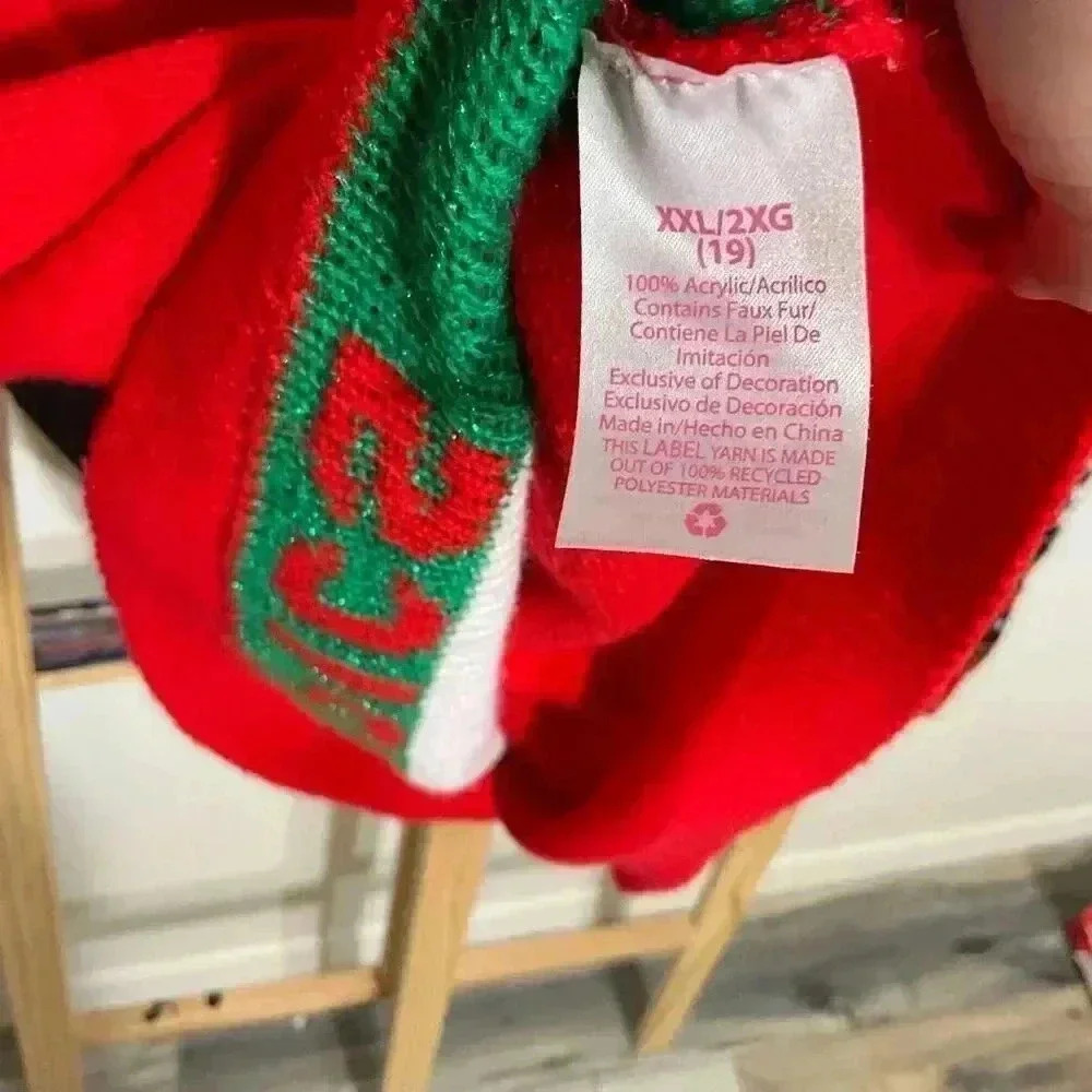 No Boundaries Christmas Sweater Size XXL Saying’ I Saw Your Insta Pic’ - Picture 10 of 10